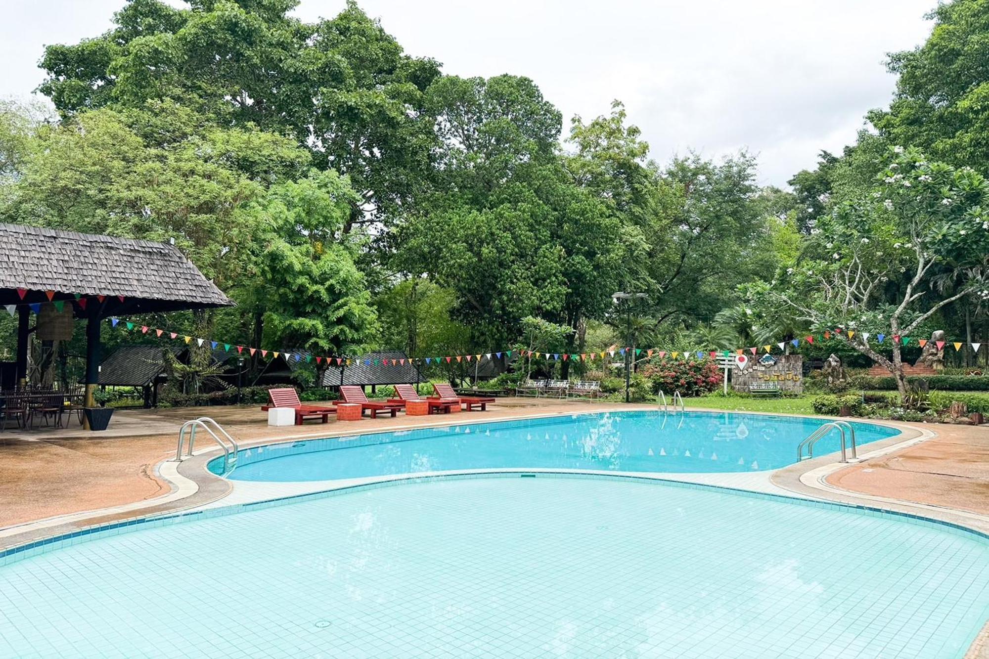 Royal Ping Garden And Resort Mae Taeng Exterior foto